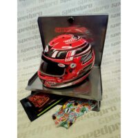 Závěsná police/držák na helmu a příslušenství